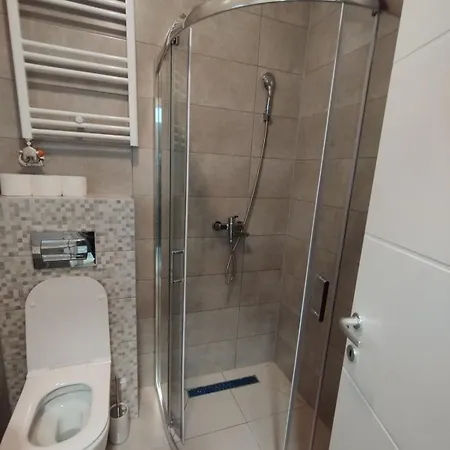 Apartman *